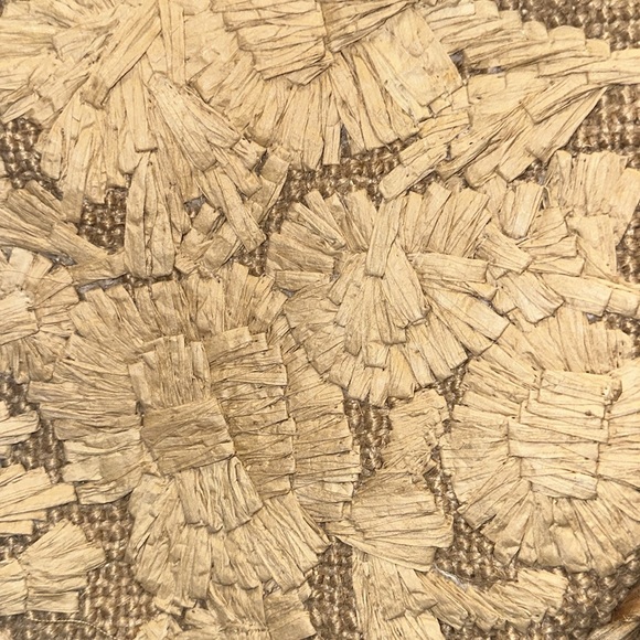 Round Jute Crossbody Bag - Picture 3 of 16